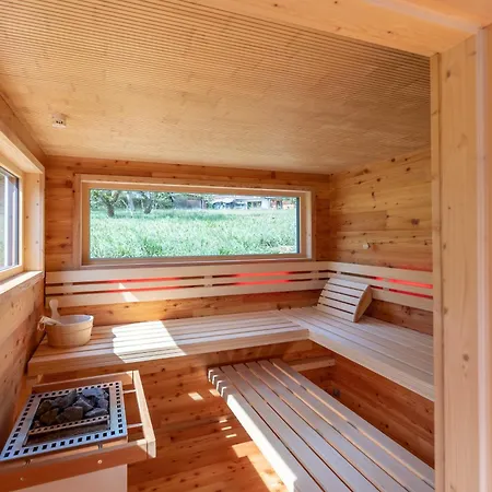 Holiday home Kloster Suite, Aussensauna, Hottube - Uehlingenbirkendorf *